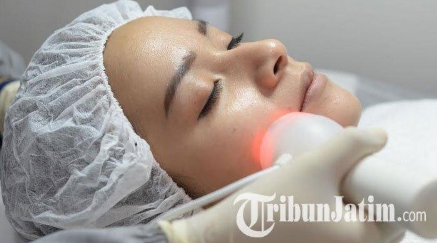 Thumbnail Tips Mengatasi Tanda Penuaan dengan Anti Aging Facial, Wajah Lebih Awet Muda, Kerutan Bisa Berkurang 1